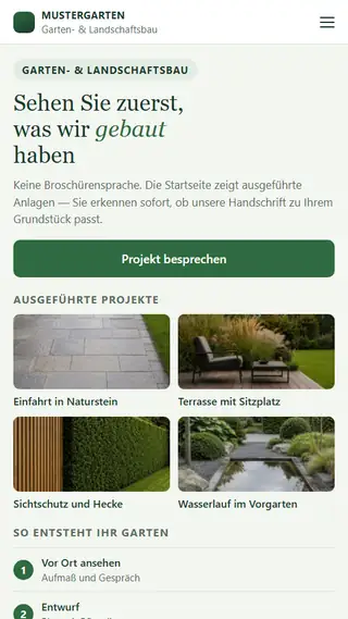 Fiktives Beispiel: dieselbe Website auf dem Smartphone — Projektflächen und Ablauf untereinander